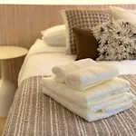 Architect Renovated Family Duplex 4 Bedrooms Opera Lafayette 9p Cctv In Common Areas * 파리